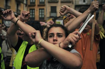 «Κουρασμένοι» με τα πολιτικά σκάνδαλα οι ισπανοί πολίτες