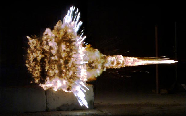 Βρετανοί επιστήμονες αναπτύσσουν εξελιγμένα πυρομαχικά