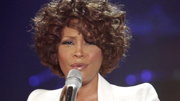 Online η κηδεία της Whitney Houston