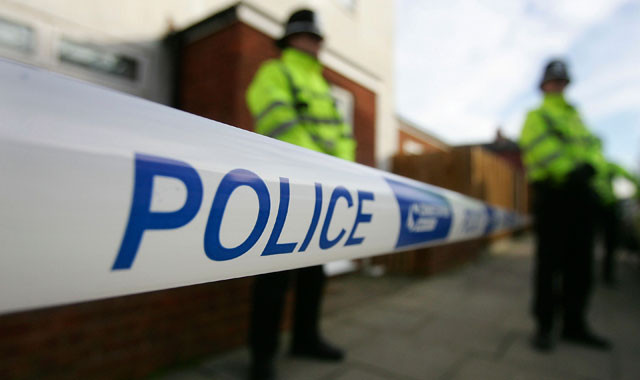 Φρίκη στη Βρετανία: Νεογέννητο βρέθηκε νεκρό σε κήπο &#8211; Συνελήφθησαν μια γυναίκα και ένας άντρας
