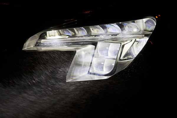 Νέο σύστημα LED φωτισμού από την Opel