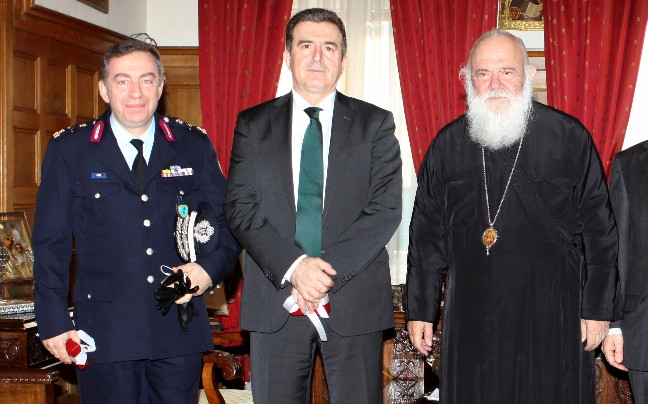 Τον Αρχιεπίσκοπο επισκέφθηκε ο Μ. Χρυσοχοΐδης