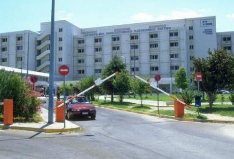 Κλέφτης έπεσε στο κενό από φωταγωγό 15 μέτρων