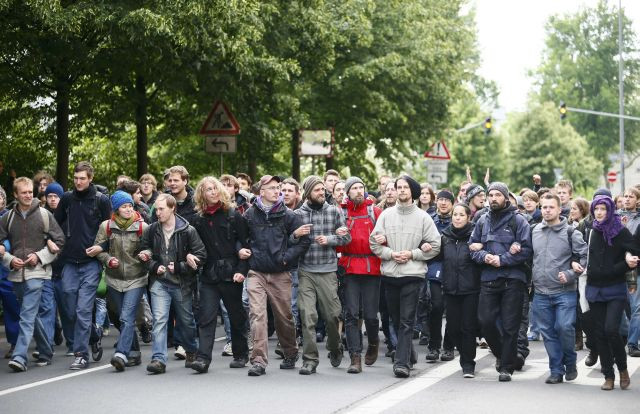 Συνελήφθησαν 400 ακτιβιστές στην Φρανκφούρτη