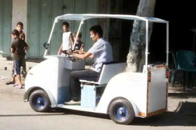 Αυτοσχέδιο ηλεκτρικό αυτοκίνητο από ανακυκλωμένα υλικά