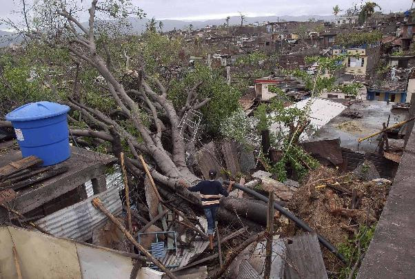 Στους 57 οι νεκροί από τον τυφώνα Σάντι στην Καραϊβική