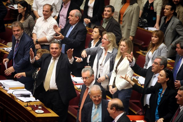 Παραίτηση Στουρνάρα ζήτησαν ΣΥΡΙΖΑ και Ανεξάρτητοι Έλληνες