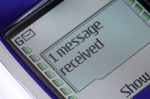 Σε δημοπρασία το πρώτο SMS στην ιστορία της κινητής τηλεφωνίας