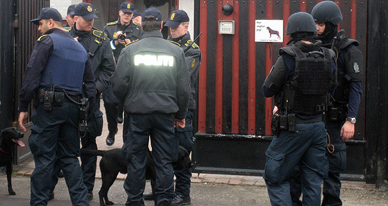 Αστυνομική έφοδος με δέκα τραυματίες στη Δανία