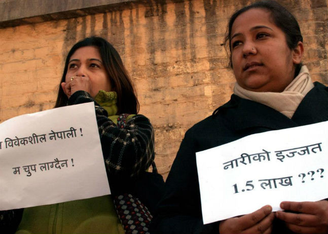 Συνεχίζονται οι διαδηλώσεις στο Νεπάλ για το βιασμό γυναίκας