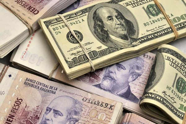 Η Αργεντινή θέτει περιορισμούς στις online αγορές