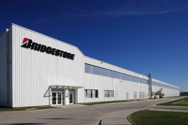 H Bridgestone κλείνει το εργοστάσιο στο Μπάρι της Ιταλίας