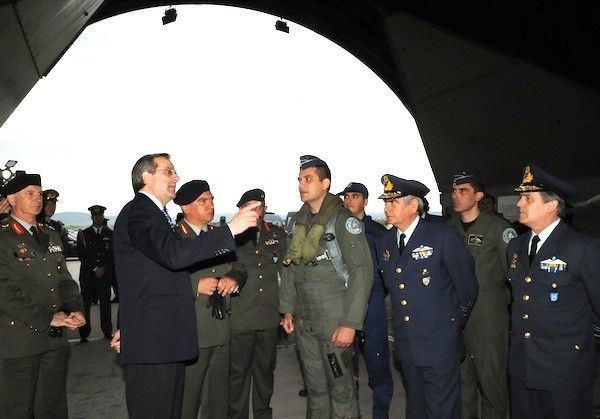 Συνάντηση Σαμαρά με πιλότους της Πολεμικής Αεροπορίας