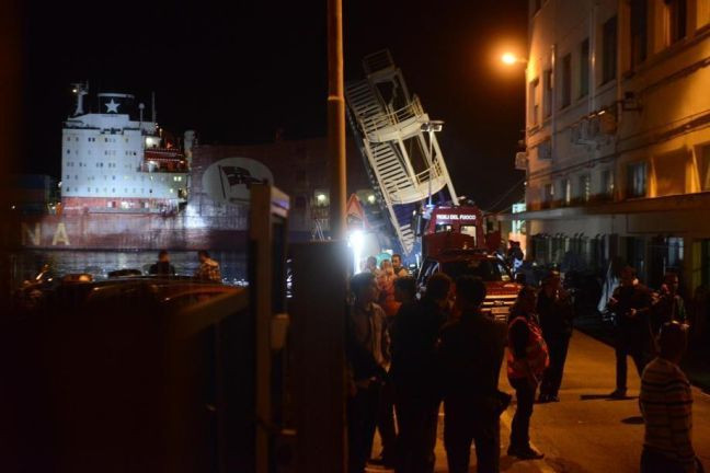 Τρεις νεκροί από την πρόσκρουση πλοίου στη Γένοβα