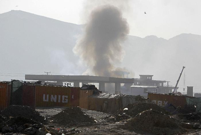 Ισχυρή έκρηξη συγκλόνισε το αεροδρόμιο της Καμπούλ