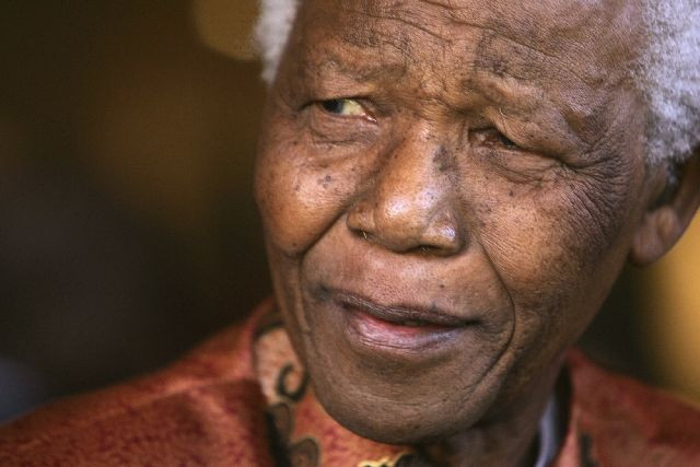 Σε μη αντιστρεπτό κώμα ο Μαντέλα