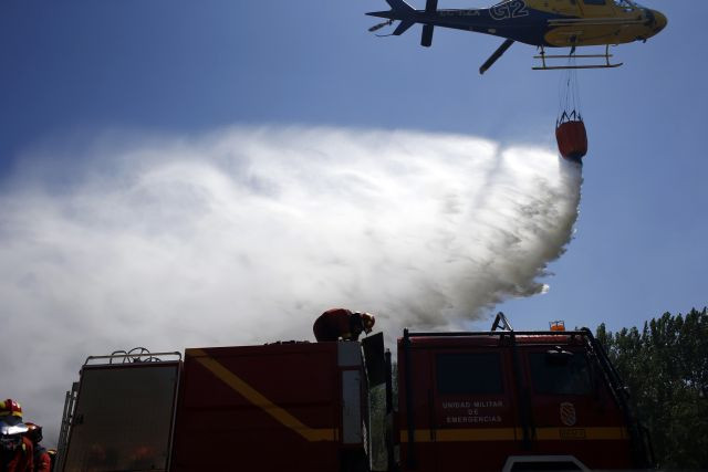 Στάχτη έγιναν 4.500 στρέμματα από πυρκαγιά στην Ισπανία
