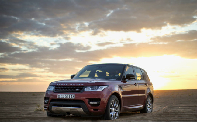 Το Range Rover Sport «βασιλιάς» της αραβικής ερήμου