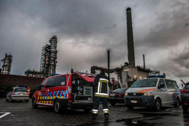 Δύο νεκροί από έκρηξη στο μεγαλύτερο διυλιστήριο της εταιρείας Total στην Αμβέρσα