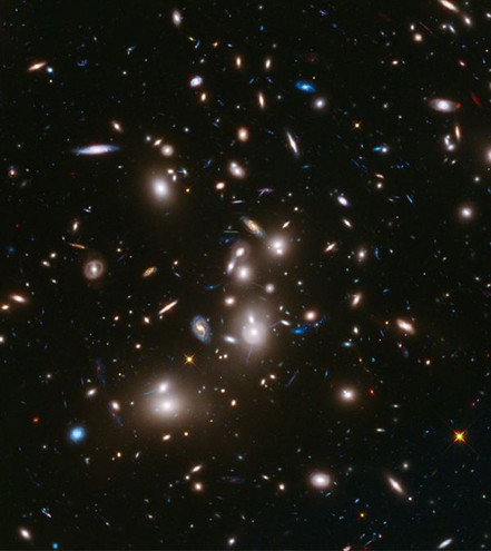Το Hubble φωτογραφίζει τους γηραιότερους γαλαξίες