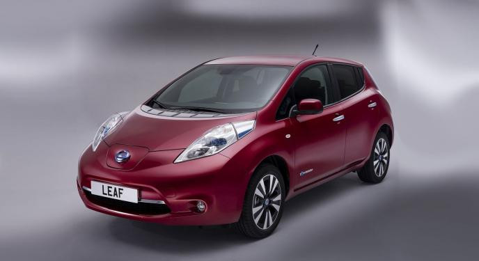 Πρώτο ηλεκτρικό όχημα σε πωλήσεις το Nissan Leaf