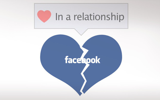 Το Facebook ξέρει αν θα κρατήσει η σχέση μας!