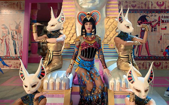 Η βασίλισσα της Αιγύπτου… Katy Perry