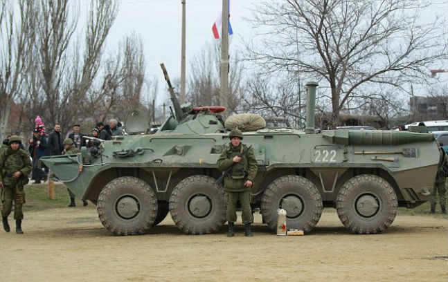 «Ανόητοι οι ισχυρισμοί περί παρουσίας ρωσικού στρατού στην Κριμαία»
