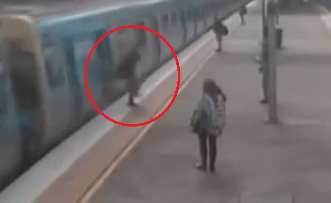 Ελληνοαυστραλός πήδηξε από τραίνο εν κινήσει