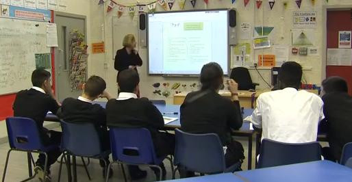 Βρετανικό σχολείο θα διδάσκει τα αγγλικά ως&#8230; ξένη γλώσσα
