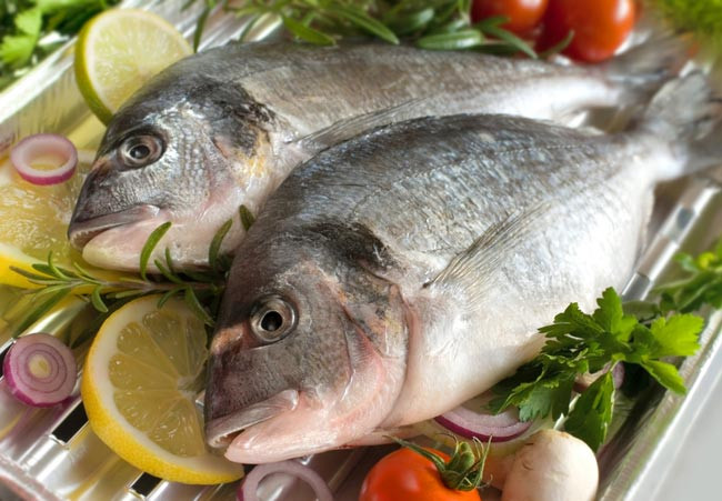 Πώς τα ψάρια και τα θαλασσινά επηρεάζουν τη χοληστερίνη