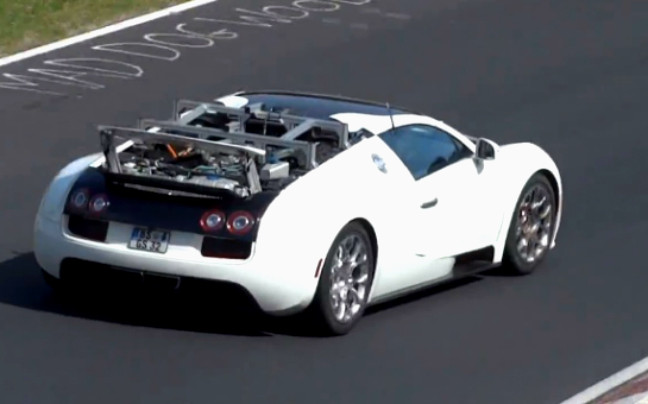 Μυστηριώδες πρωτότυπο της Bugatti δοκιμάζεται στην πίστα