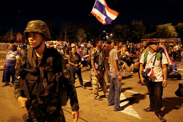 Διαδηλώσεις κατά του πραξικοπήματος στην Μπανγκόκ
