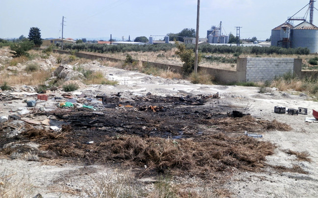 Έκλεβαν χαλκό από κολώνες στην Περιφερειακή Θεσσαλονίκης