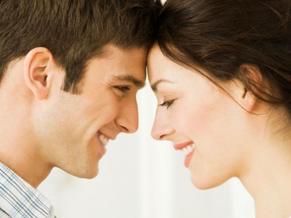 Πώς θα ανάψετε ξανά τη «σπίθα» με τη γυναίκα σας