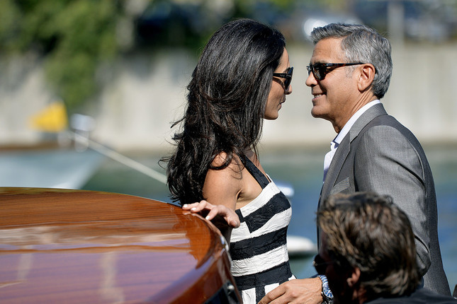Παντρεύτηκαν Clooney και Alamuddin