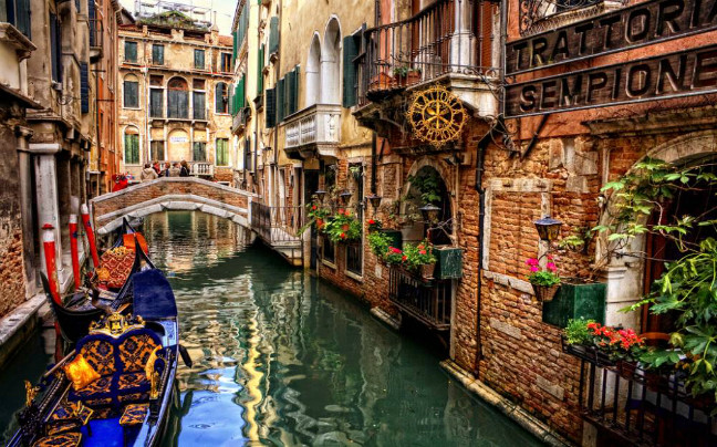 Ταξιδέψτε στην φθινοπωρινή Βενετία μέσα από όμορφες εικόνες
