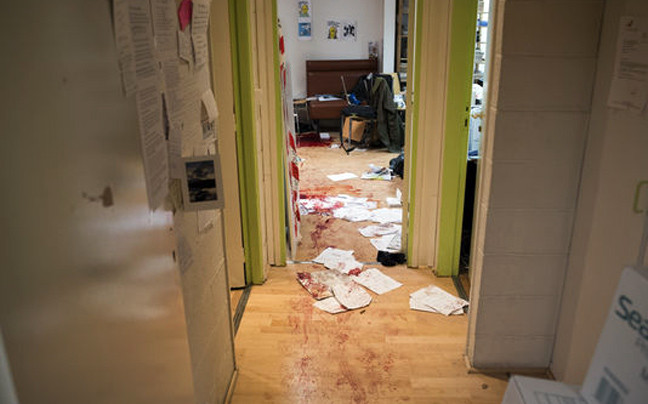Πρώτη εικόνα από το εσωτερικό της εφημερίδας Charlie Hebdo μετά το μακελειό