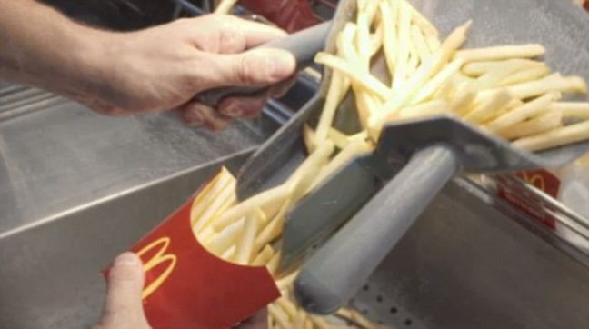 Πώς φτιάχνονται οι τηγανητές πατάτες των McDonalds