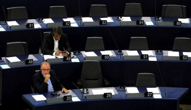 «Το Ευρωκοινοβούλιο ετοίμαζε σχέδιο εξόδου της Ελλάδας από το ευρώ»