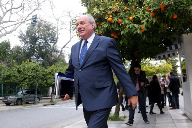 Το λαθρεμπόριο καυσίμων στο επίκεντρο της συνάντησης Κουίκ-ιδιοκτητών βυτιοφόρων