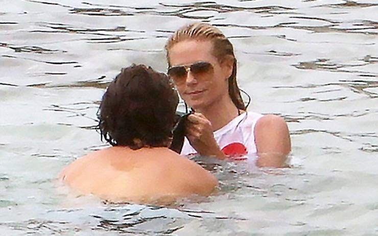 Η Heidi Klum γιορτάζει τον έρωτά της εντός θαλάσσης