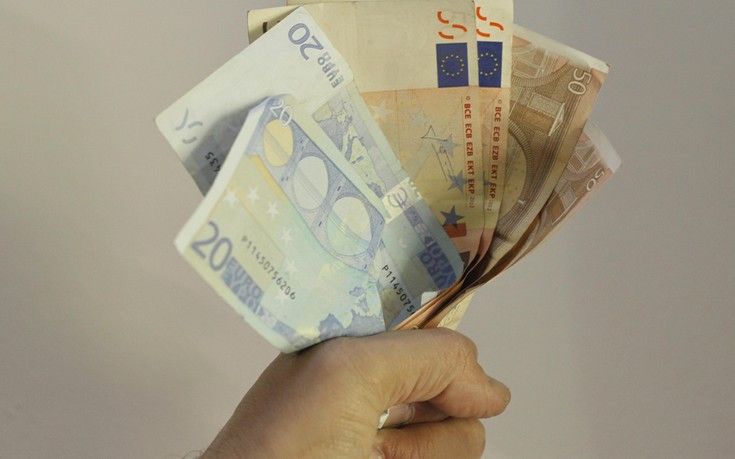 Ποιοι δικαιούνται Κοινωνικό Εισόδημα Αλληλεγγύης από 200 έως 500 ευρώ το μήνα