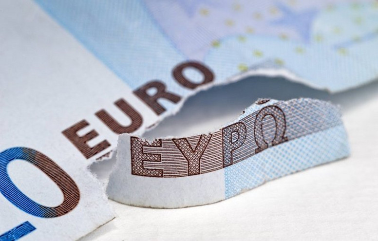 Γερμανός οικονομολόγος: Καλύτερα να αφήναμε την Ελλάδα να βγει από το ευρώ
