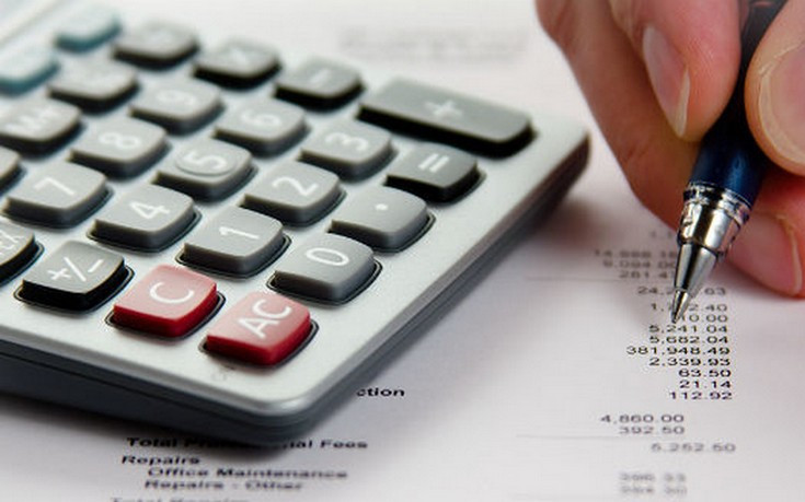 Φορολογικός οδηγός: Πώς θα φορολογηθούν επιδόματα, μέρισμα και «13 σύνταξη»