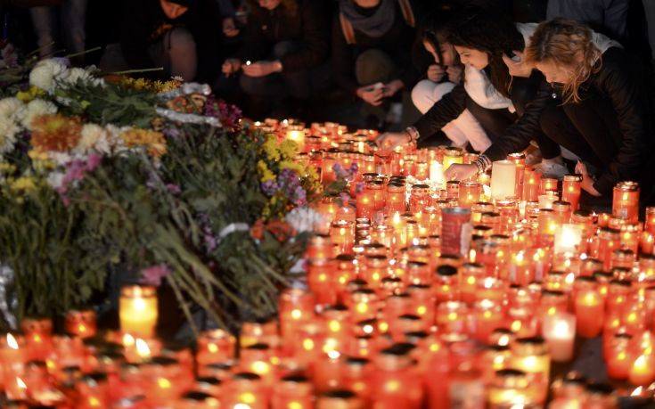 Στους 32 οι νεκροί από τη φωτιά σε νυχτερινό κέντρο στο Βουκουρέστι