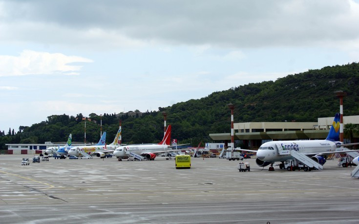 Στο δ&#8217; τρίμηνο του 2016 αναλαμβάνουν τα 14 περιφερειακά αεροδρόμια Fraport-Slentel