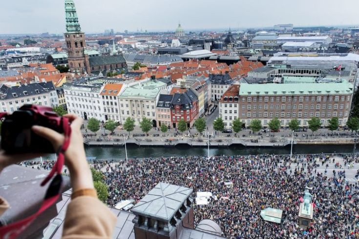 Σύλληψη 16χρονης στη Δανία επειδή σχεδίαζε να βάλει βόμβα σε σχολεία