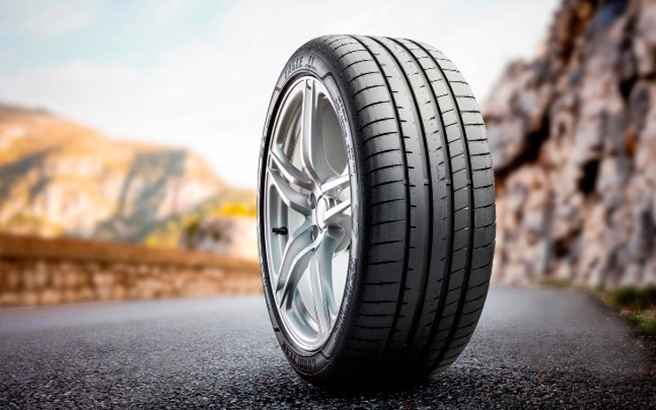 Νέα ελαστικά παρουσίασαν οι Dunlop και Goodyear