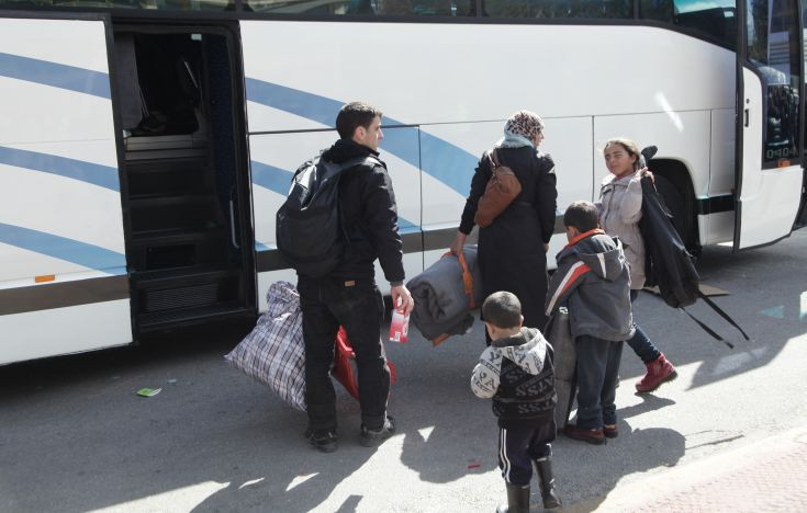 Μεταφορά προσφύγων από την Κοζάνη στη Θεσσαλονίκη